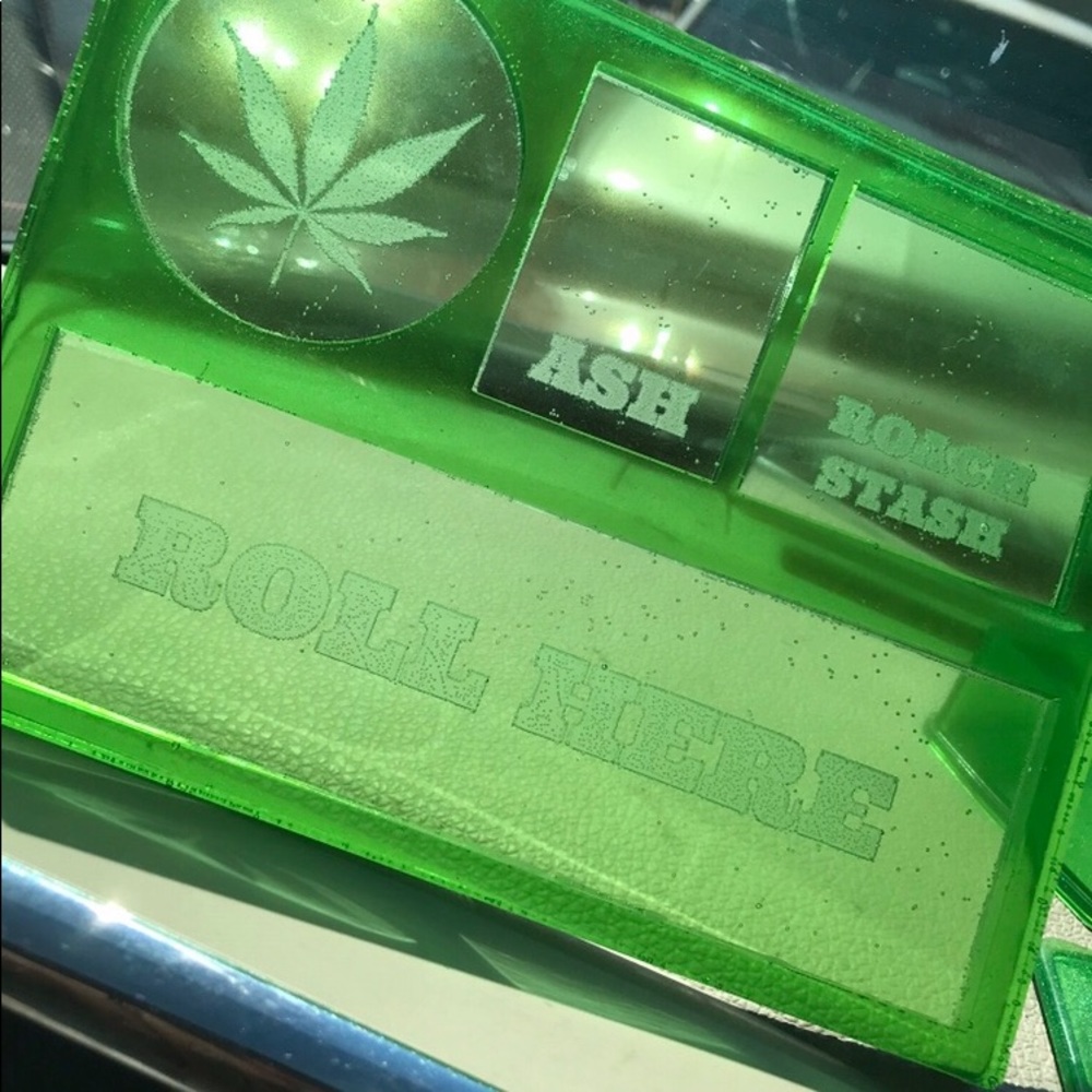 Rolling tray